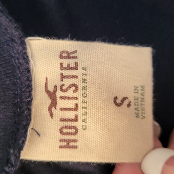 Mens Hollister Shirt - Picture 2 of 3